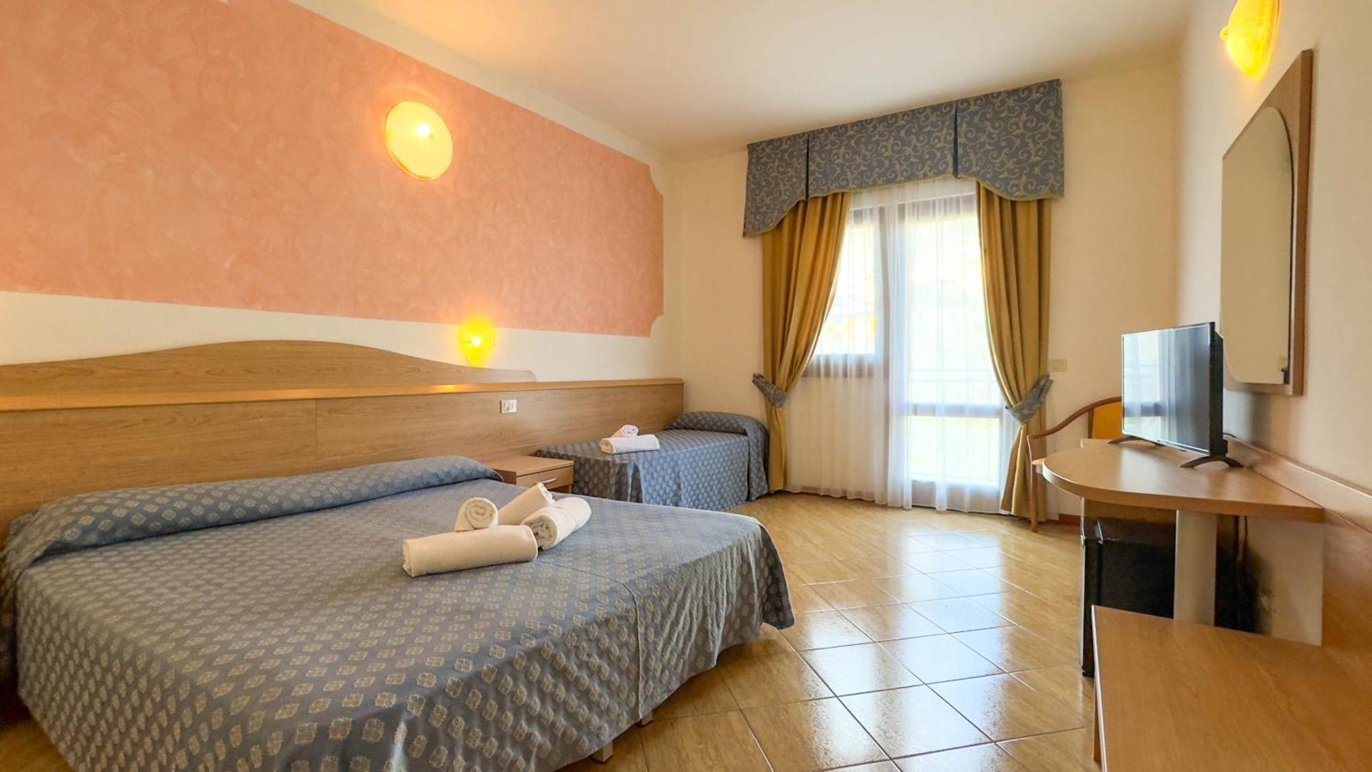 All Inclusive Hotel Piccolo Paradiso Toscolano Maderno Exterior foto